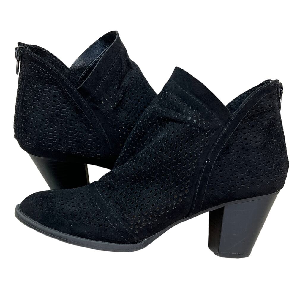 Report Footwear (7.5) Geometric Shapes Cut Out 2.5" Heel Ankle Booties